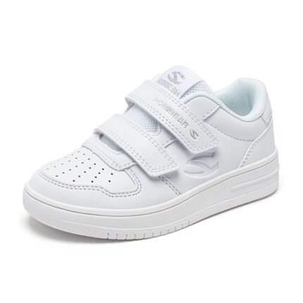 Children's white sports shoes